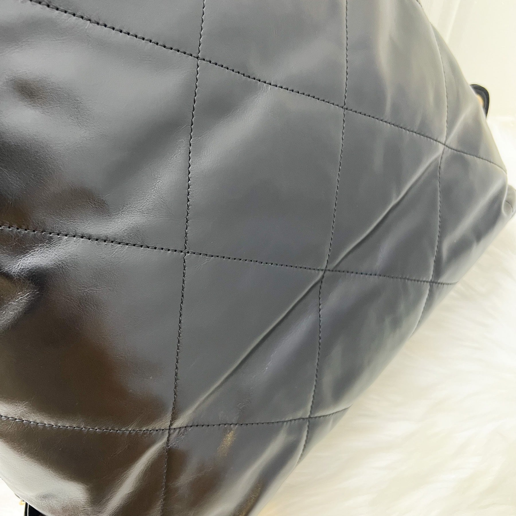 Chanel 22 backpack, Calfskin & silver metal, grey — Fashion