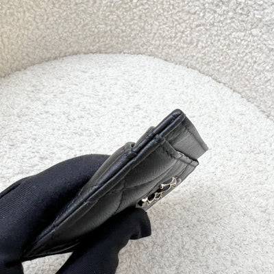 Chanel Seasonal Flat Card Holder in Black Lambskin and LGHW