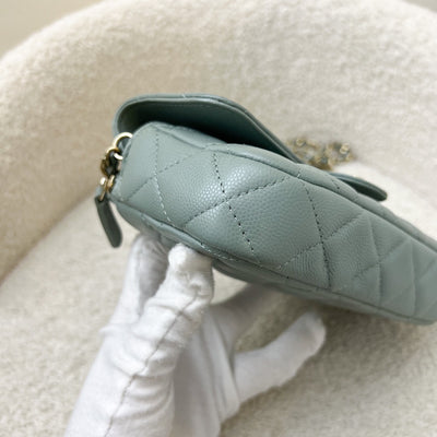 Chanel Phone Holder / Wallet On Chain in Seafoam Green Caviar and LGHW (Model: AP2096)