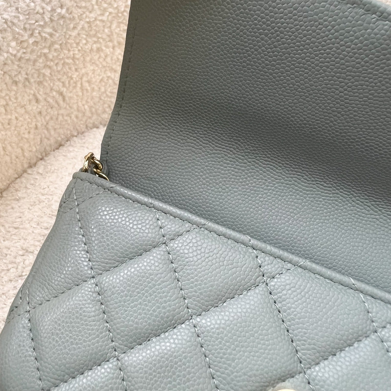 Chanel Phone Holder / Wallet On Chain in Seafoam Green Caviar and LGHW (Model: AP2096)