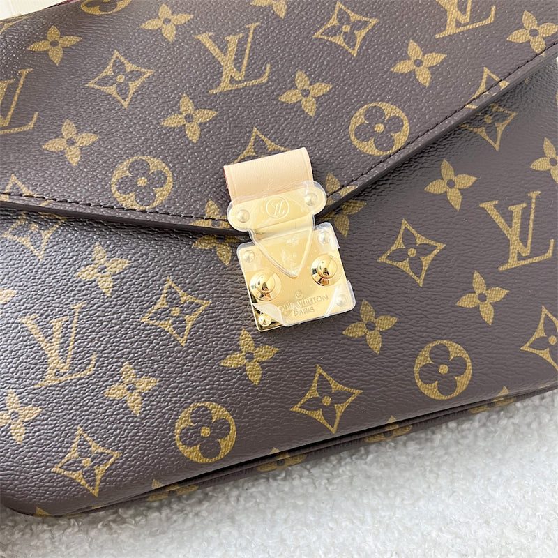 LV Pochette Metis in Monogram Canvas GHW