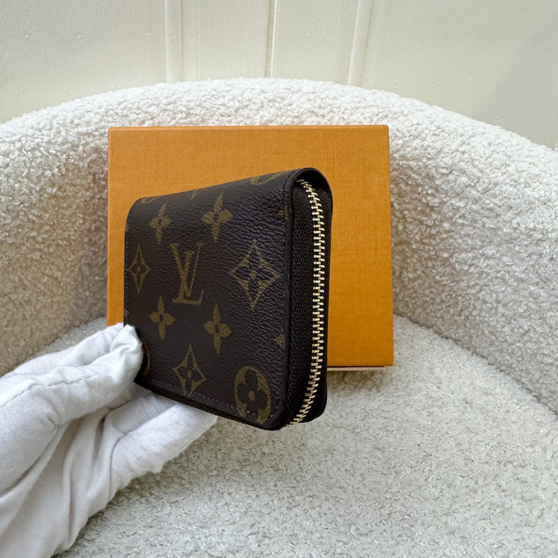 LV Zippy Card Holder / Coin Purse in Monogram Canvas and GHW