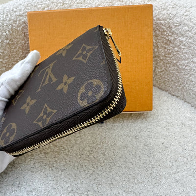 LV Zippy Card Holder / Coin Purse in Monogram Canvas and GHW