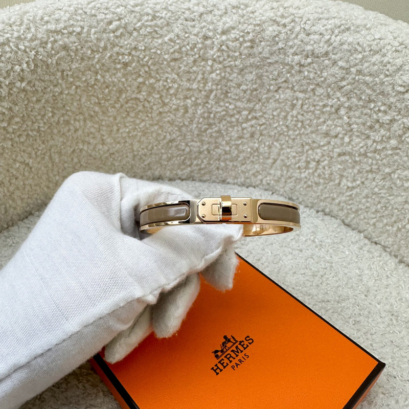 Hermes Mini Clic Kelly in Chataigne Enamel and RGHW