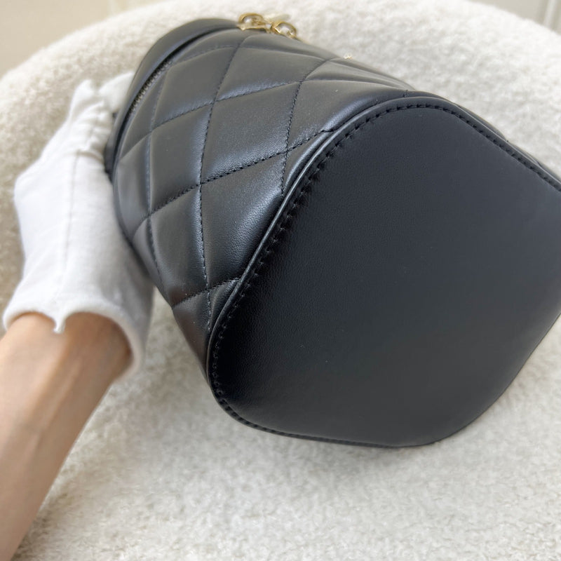 Chanel Trendy CC Vanity in Black Lambskin and LGHW (Model: AS1626)