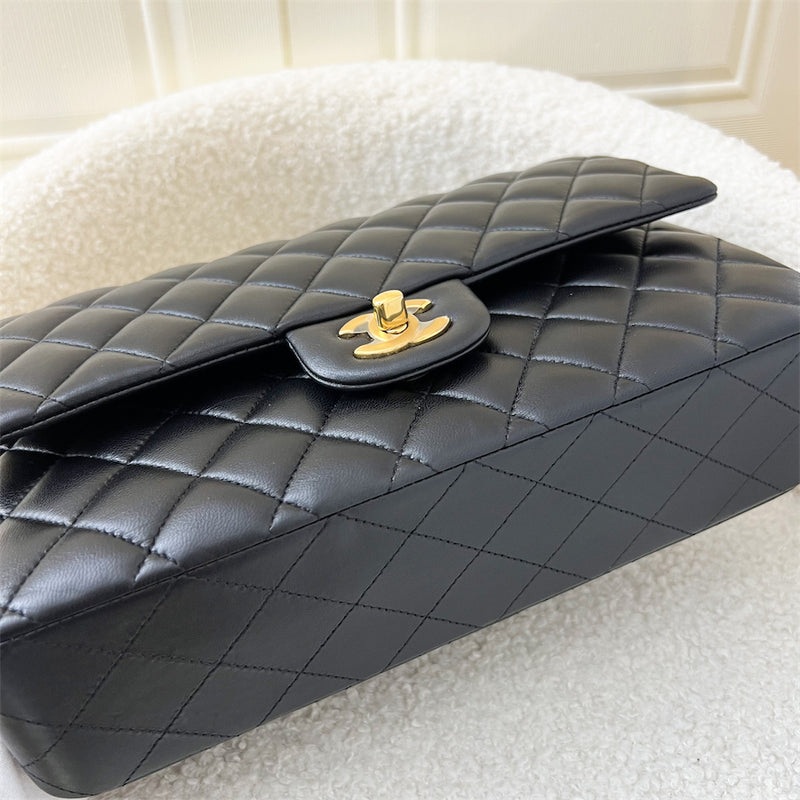 Chanel Medium Classic Flap CF in Black Lambskin and GHW