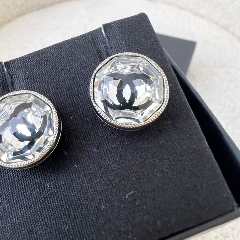 Chanel 18B Round Earrings with Crystal in SHW