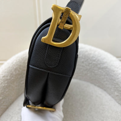 Dior Medium Saddle Bag with Strap in Black Grained Calfskin and AGHW (Model: M0455CBAA, Colour: M900)
