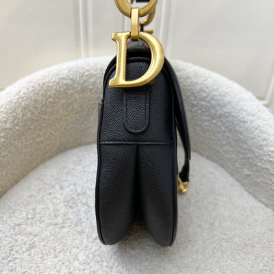 Dior Medium Saddle Bag with Strap in Black Grained Calfskin and AGHW (Model: M0455CBAA, Colour: M900)