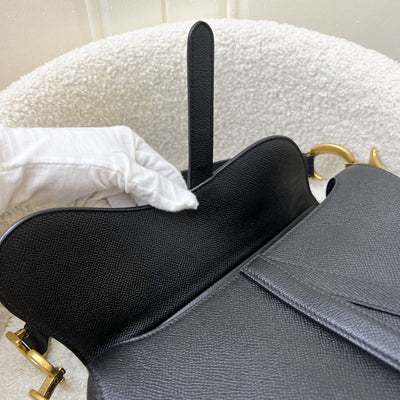 Dior Medium Saddle Bag with Strap in Black Grained Calfskin and AGHW (Model: M0455CBAA, Colour: M900)