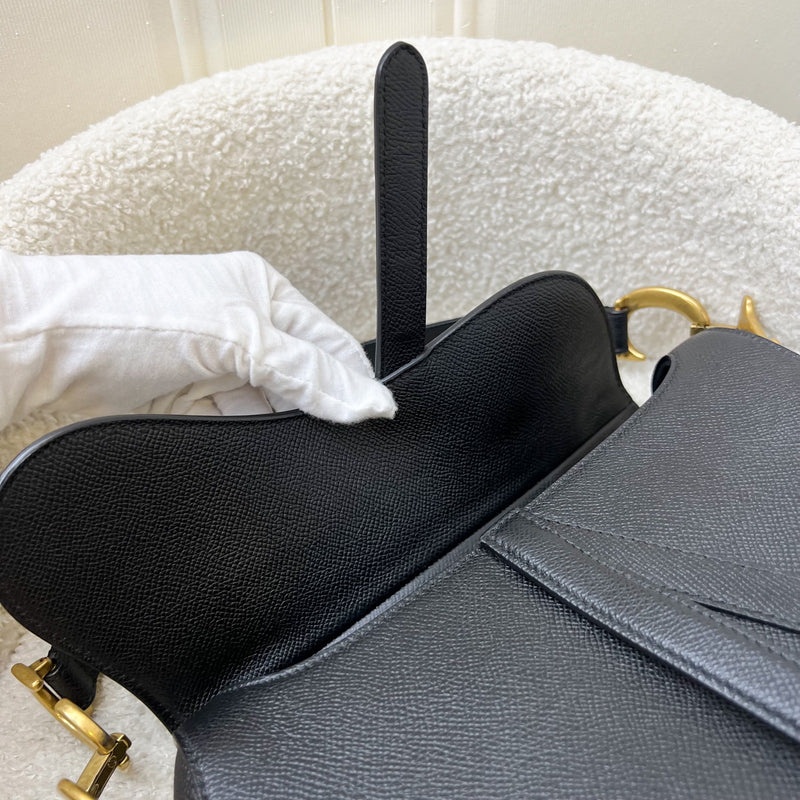 Dior Medium Saddle Bag with Strap in Black Grained Calfskin and AGHW (Model: M0455CBAA, Colour: M900)