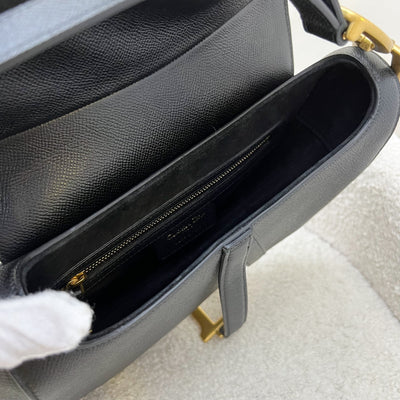 Dior Medium Saddle Bag with Strap in Black Grained Calfskin and AGHW (Model: M0455CBAA, Colour: M900)