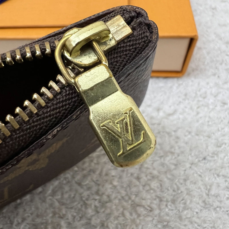 LV Key Pouch in Monogram Canvas and GHW (Model: M62650)