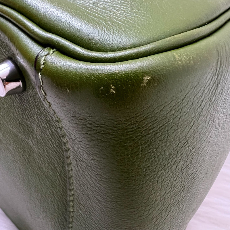 Hermes Lindy 30 in Green Evercolor Leather and PHW