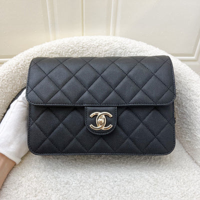 Chanel 22C Like-A-Wallet Flap Bag in Black Caviar and SHW (Model: AS3003)