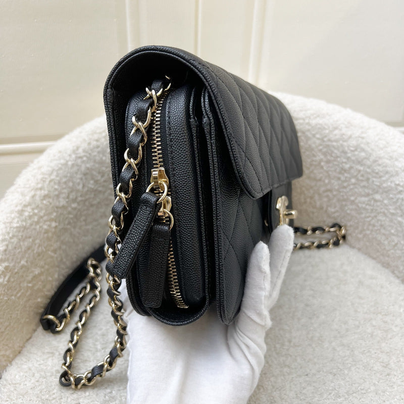 Chanel 22C Like-A-Wallet Flap Bag in Black Caviar and SHW (Model: AS3003)