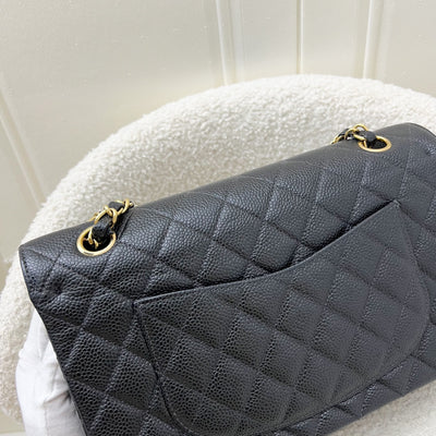 Chanel Vintage Medium Classic Flap CF in Black Caviar and 24K Gold-Plated HW