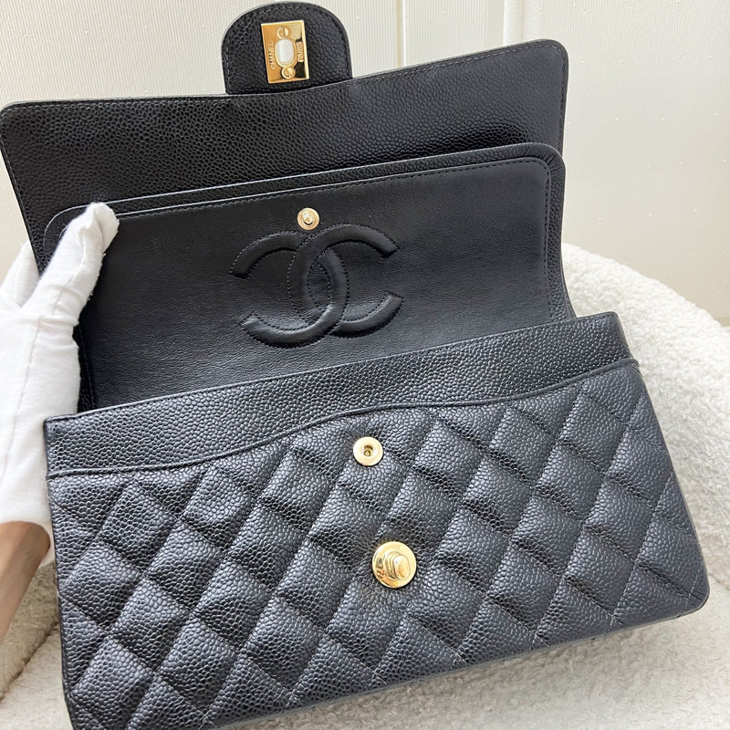 Chanel Vintage Medium Classic Flap CF in Black Caviar and 24K Gold-Plated HW