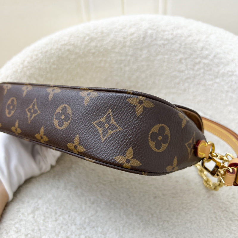 LV Ivy Wallet On Chain WOC / Mini Bag in Monogram Canvas and GHW