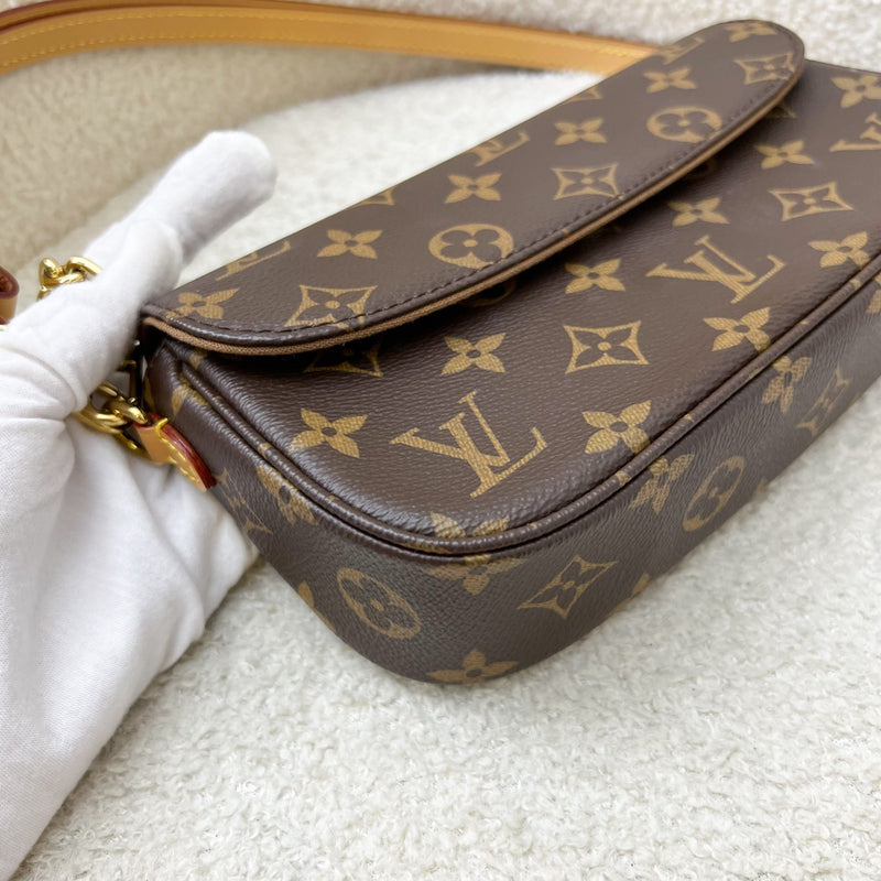 LV Ivy Wallet On Chain WOC / Mini Bag in Monogram Canvas and GHW
