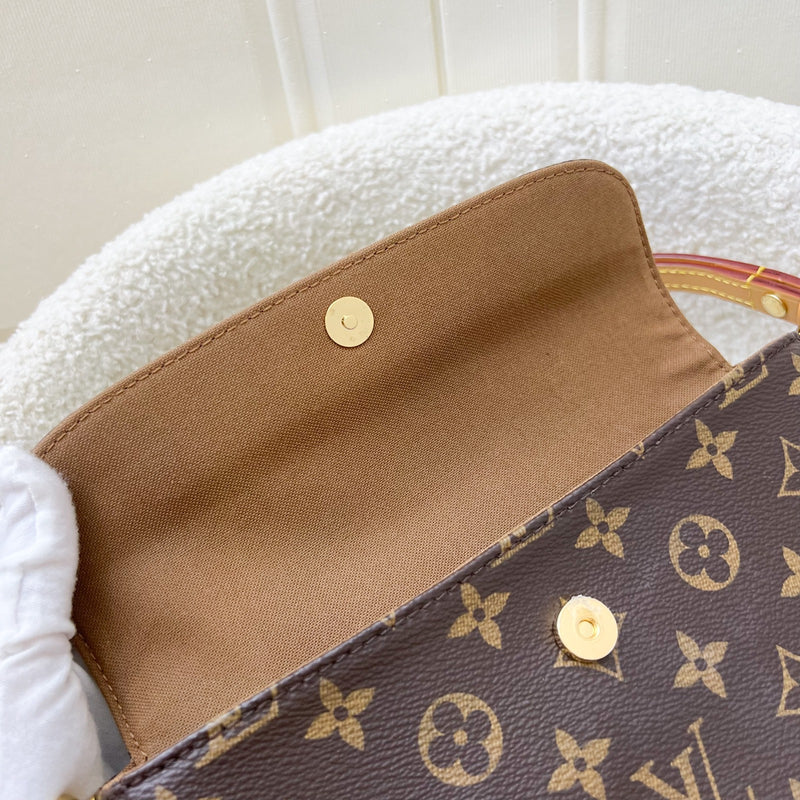 LV Ivy Wallet On Chain WOC / Mini Bag in Monogram Canvas and GHW