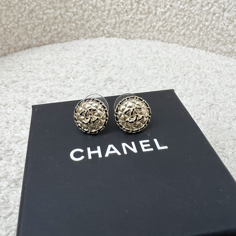 Chanel 20C CC Logo Button Earrings in GHW