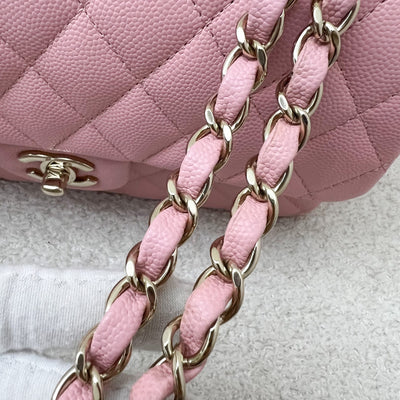 Chanel Small Classic Flap CF in 22C Sakura Pink Caviar LGHW