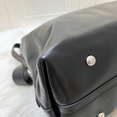 LV CarryAll Cargo Vibe MM in Black Lambskin and SHW (Model: M25143)