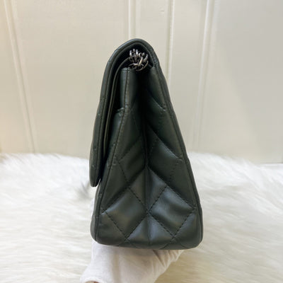 Chanel 2.55 Reissue 227 Maxi in Dark Green Lambskin RHW