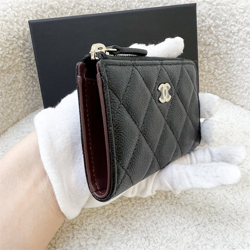 Chanel Zip Coin Purse / Card Holder in Black Caviar (AP0221)