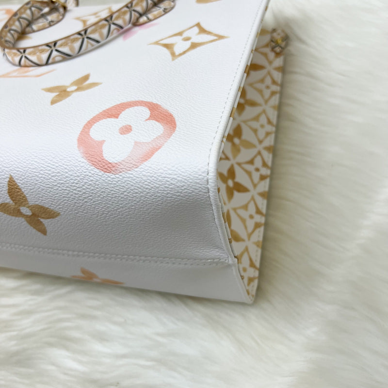 LV By The Pool Onthego MM in Ombre Beige / Creme Giant Monogram Canvas and GHW