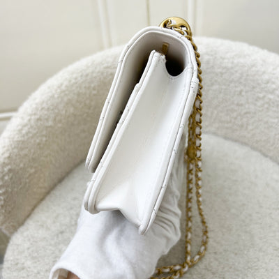 Chanel 24C Double Pearl Adjustable Chain Wallet on Chain WOC in White Calfskin and AGHW (Model: AP2289)