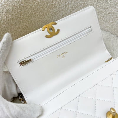 Chanel 24C Double Pearl Adjustable Chain Wallet on Chain WOC in White Calfskin and AGHW (Model: AP2289)