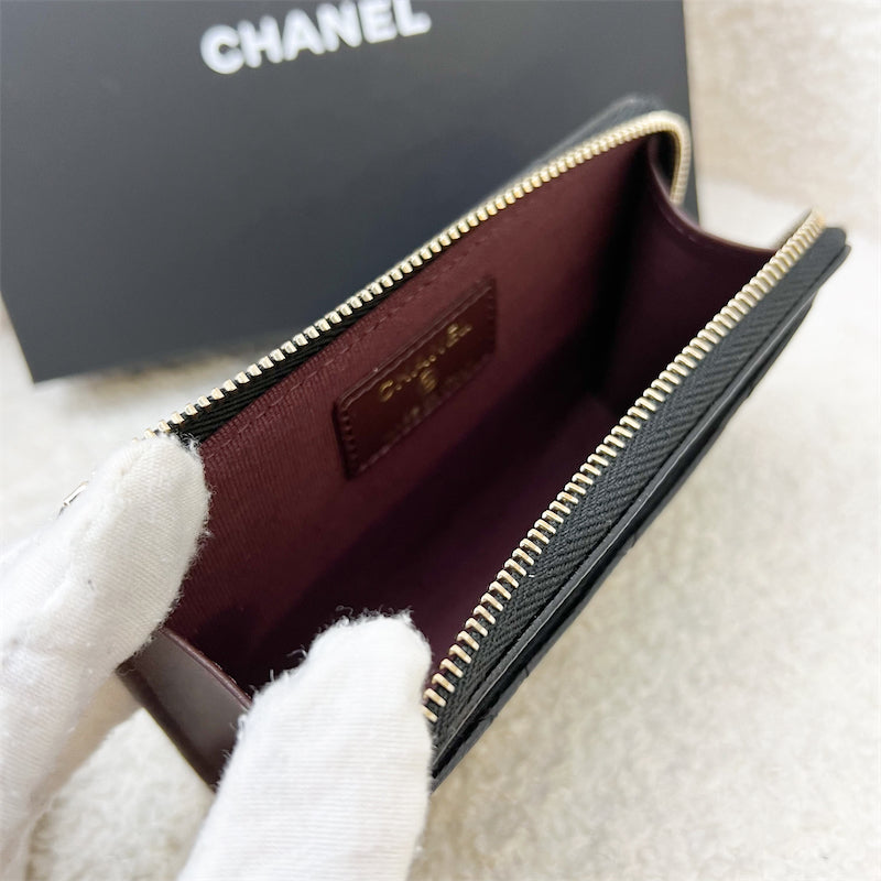 Chanel Zip Card Holder / Coin Purse with Front Slot in Black Caviar (AP3179)