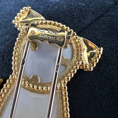 Van Cleef & Arpels VCA Lucky Animals Dog Clip Brooch with Mother of Pearl MOP and Onyx in 18K Yellow Gold (Ref: VCARP2AU00)
