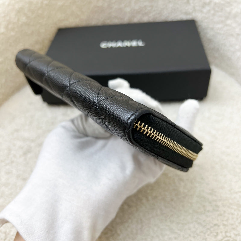 Chanel Classic Medium Zipped Wallet in Black Caviar and LGHW