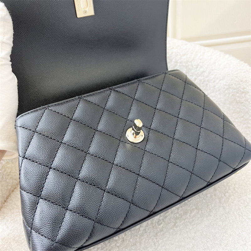 Chanel Small 24cm Coco Handle Flap in Black Caviar LGHW