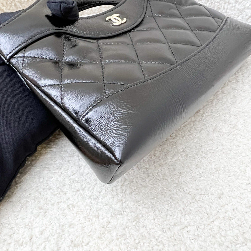 Chanel 31 Nano Shopping Bag in Black Shiny Calfskin and LGHW (Model: AP3656)