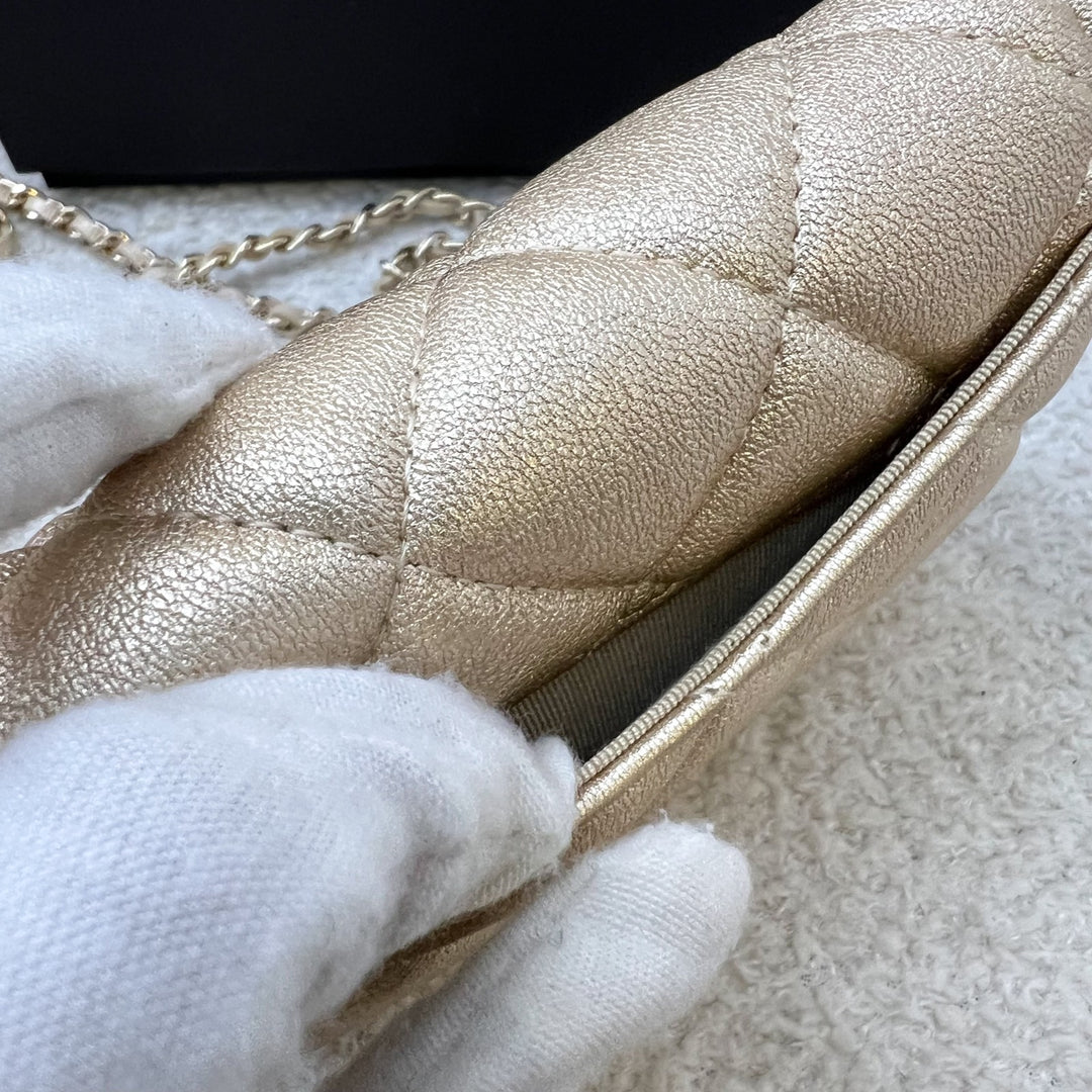 Chanel 21P Card Holder / Clutch on Chain in Metallic Gold Lambskin