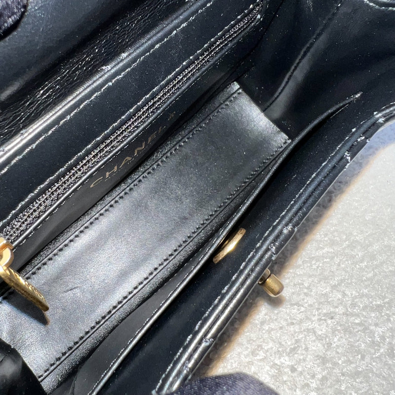 Chanel Mini / Small Kelly Bag in 24P Black Shiny Distressed Calfskin and AGHW (Model: AS4416)