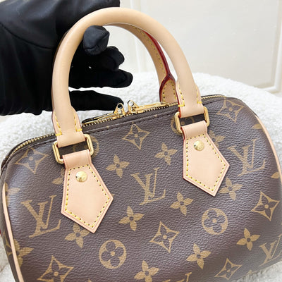 LV Louis Vuitton Speedy Bandouliere 20 in Monogram Canvas and GHW (Missing original strap, replaced with third party vachetta strap)