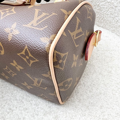 LV Louis Vuitton Speedy Bandouliere 20 in Monogram Canvas and GHW (Missing original strap, replaced with third party vachetta strap)