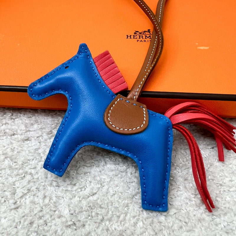 Hermes Rodeo PM Charm in Zanibar / Rose Texas / Gold