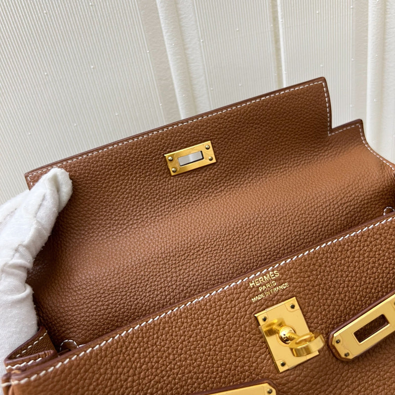 Hermes Kelly 25 in Gold Togo Leather and GHW