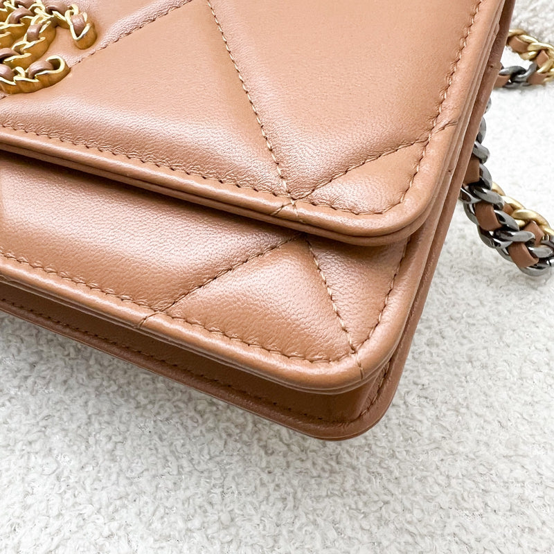 Chanel 19 Wallet on Chain WOC in 22K Caramel Lambskin and 3-Tone HW