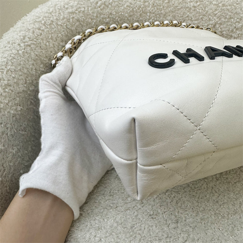 Chanel 22 Mini Hobo Bag in White Calfskin and GHW with Black Logo