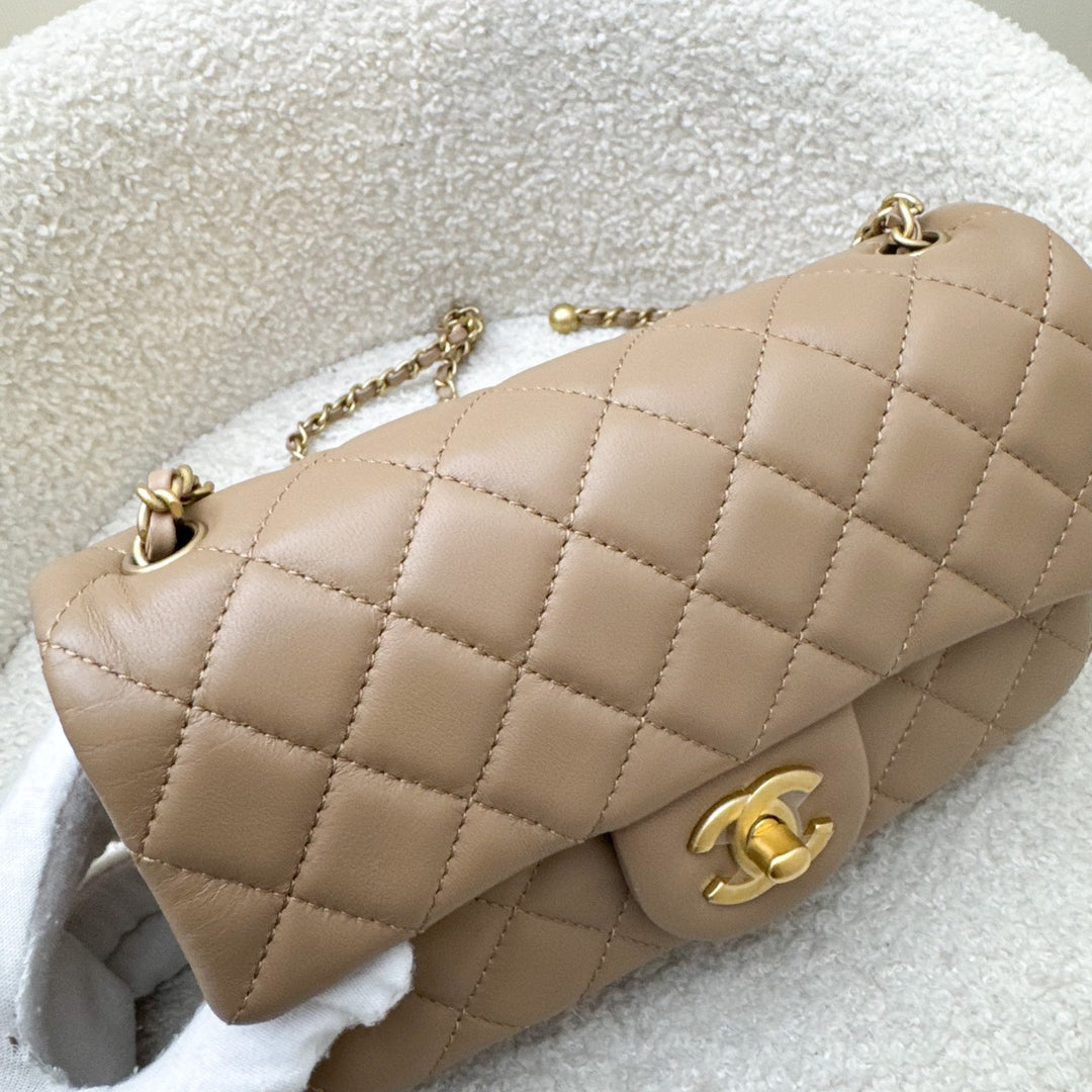 CHANEL ベージュ ボディバッグ 入手困難☆》CHANEL クラシック マトラッセ ベージュ (CHANEL