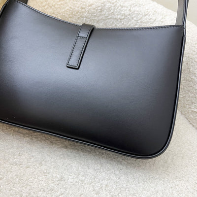 Saint Laurent YSL Le 5 à 7 Shoulder Bag in Black Smooth Calfskin and GHW