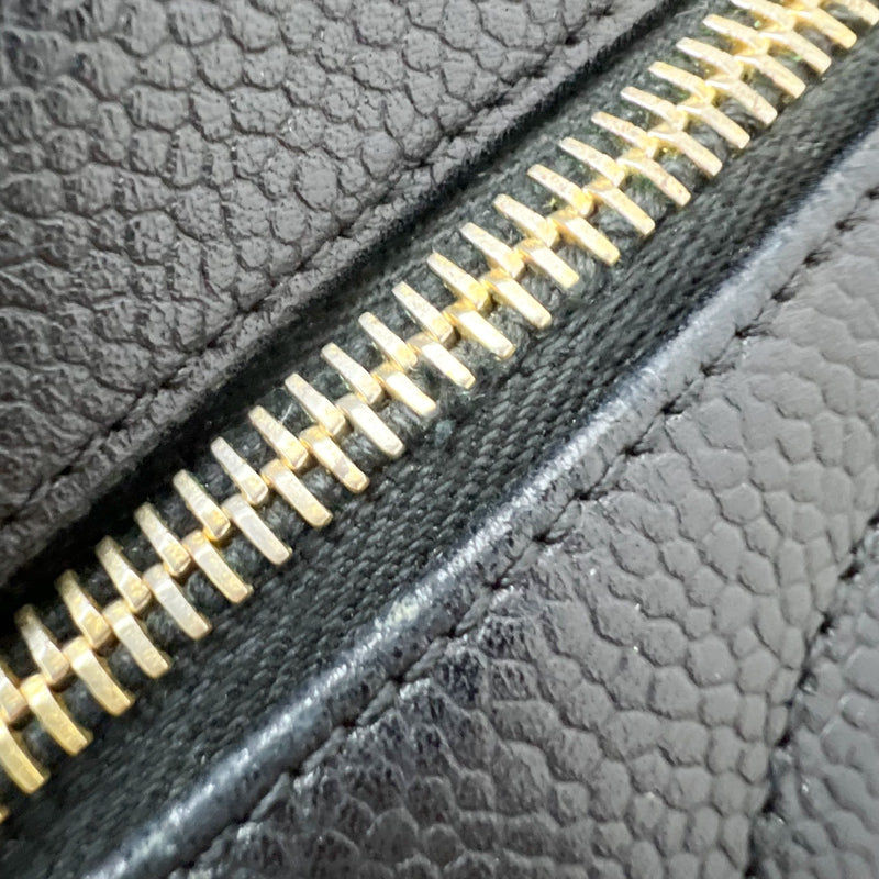 Chanel Vintage Vertical Vanity in Black Caviar and GHW