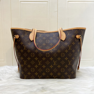 LV Neverfull MM in Monogram Canvas, Cerise Interior and GHW with Detachable Clutch (Model: M41177)